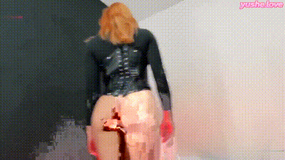 小狐狸 女明星演唱会结束后迫不及待的和我来了一炮 美臀后入制服口爆 动图预览 - 私房ACG - sifangacg.com