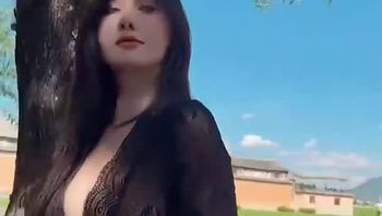 户外发骚网红【阿朱】户外网红发骚的样子！ - 私房ACG - sifacg.com