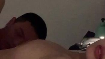 約炮狂操害羞女大生 由床上操到地板女孩欲仙欲死受不了 - 私房ACG - sifacg.com