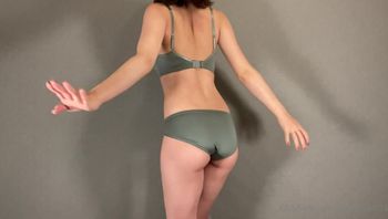 被自慰棒弄到潮吹(itsukachan515) - 私房ACG - sifacg.com