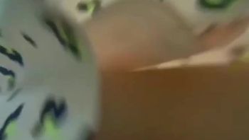 《变态大叔》地铁偷拍美女裙底 - 私房ACG - sifacg.com