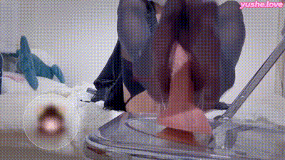 淫欲少女 极品女神黑丝玉足玩弄假吊道具自慰高潮喷水 动图预览 - 私房ACG - sifangacg.com