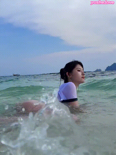 超人气网红女神 御姐天花板——就是阿朱啊 动图预览 - 私房ACG - sifacg.com