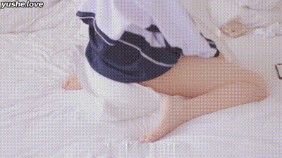 骚货小妹竟然在车上就迫不及待上手！ 动图预览 - 私房ACG - sifangacg.com