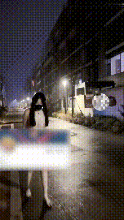 高颜值大眼睛清纯母狗主人调教成肉便器，公共场合露出被扒出曝光 动图预览 - 私房ACG - sifangacg.com