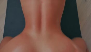 She just bent over to water the flowers and got cum on her shiny ass-aminaviktor - 私房ACG - sifangacg.com