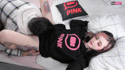 在视频聊天室撞见她的继兄，并对他射精（第 1 集） - pinkloving 💖-pinkloving 动图预览 - 私房ACG - sifacg.com