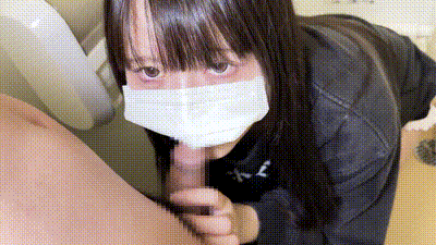 在摇摇晃晃的船的厕所里吸吮伸展的球，口交并吞下精液-esunoacp 动图预览 - 私房ACG - sifacg.com