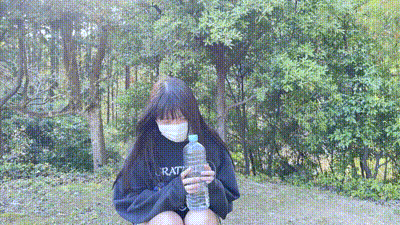 诺亚酱狂撒尿！ ！我爬山的时候尿尿了！-esunoacp 动图预览 - 私房ACG - sifacg.com