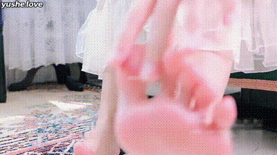 美女福利姬 铃木美咲 罕见露逼巨作 乱世香华篇 极品少女白丝足交榨精 画面绝美视觉盛宴 动图预览 - 私房ACG - sifacg.com