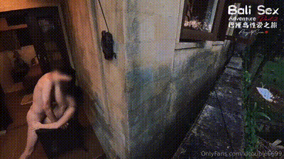 【巴厘岛性冒险】阳台邂逅第二集 2004分钟(klcouple6699) 动图预览 - 私房ACG - sifacg.com