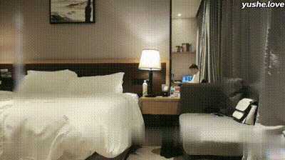 极品黑丝长腿美女各种姿势轮换抽插床上打桩爆操到沙发上，小妹被干到白眼直翻一直高潮呻吟 动图预览 - 私房ACG - sifacg.com