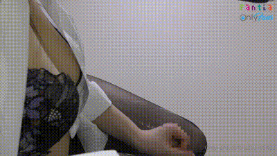 泳衣母狗高颜值美女迟到后的性惩罚（u218795402） 动图预览 - 私房ACG - sifacg.com