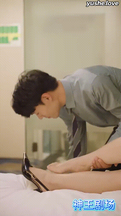 淫荡性感富婆母女齐上Part003 动图预览 - 私房ACG - sifacg.com