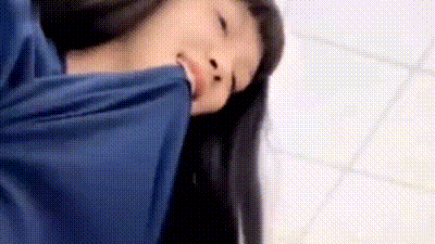 姐弟乱伦！弟弟打飞机让姐姐看见，结果姐姐迫不及待口交 动图预览 - 私房ACG - sifacg.com