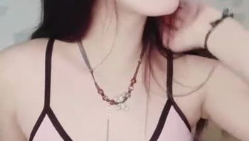 清纯颜值妹妹！和漂亮闺蜜一起！双女舌吻调情，翘起屁股看嫩穴，白丝极品美腿，掰穴展示很紧致 00_00 - 私房ACG - sifangacg.com