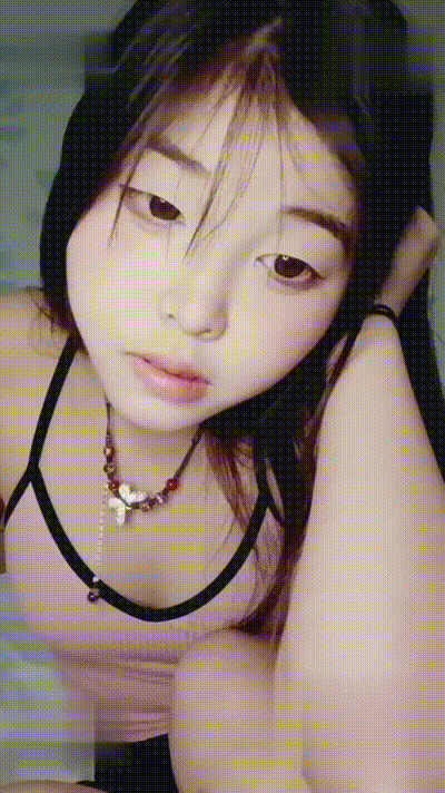 清纯颜值妹妹！和漂亮闺蜜一起！双女舌吻调情，翘起屁股看嫩穴，白丝极品美腿，掰穴展示很紧致 00_00 动图预览 - 私房ACG - sifacg.com