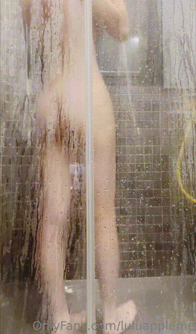 度假时路边搭讪回房开战，充满激情和火花的搭讪，让他们在异国留下了难忘的回忆。(luluappleme） 动图预览 - 私房ACG - sifacg.com