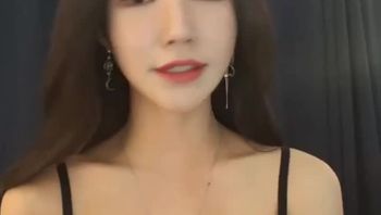 【完美奶子】皇后的玩物，韩国爆乳女主播一对顶级奶子。 - 私房ACG - sifacg.com