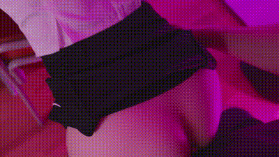 一个高中女生无视男朋友的电话，和老师在教室里乱搞。-echiechimykanojo 动图预览 - 私房ACG - sifacg.com