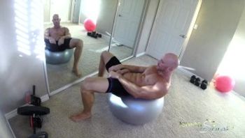 SinsLife - 色情梭哈 Johnny Sins 在锻炼时抽搐-johnny sins - 私房ACG - sifacg.com