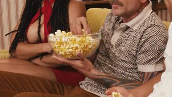 BRAZZERS - Isa Bella makes her ZZ Sitcom Debut with Kira Noir-kira noir - 私房ACG - sifacg.com