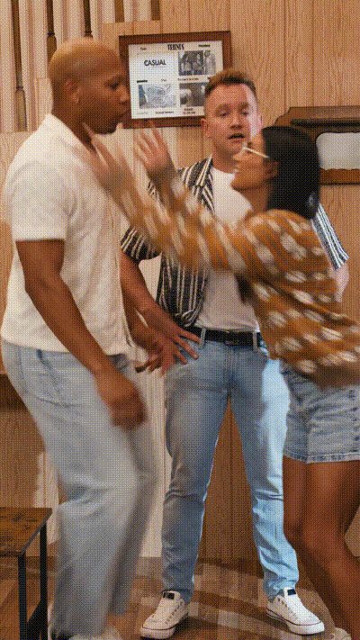 BRAZZERS - Isa Bella makes her ZZ Sitcom Debut with Kira Noir-kira noir 动图预览 - 私房ACG - sifacg.com