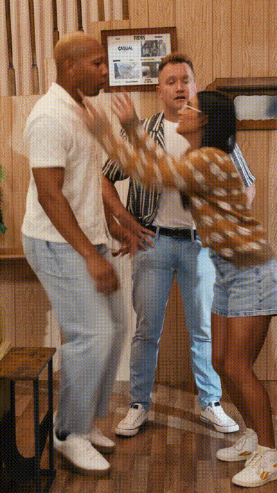 BRAZZERS - Presents Glory House ep 2, Isa Bella and Kira Noir Learn to Share-kira noir 动图预览 - 私房ACG - sifacg.com