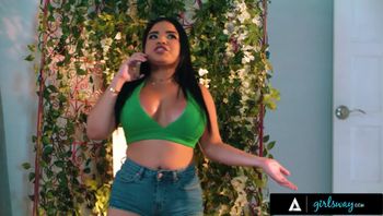 GIRLSWAY - Sneaky Blonde MILF Charlie Forde Eats Stepdaughter Lulu Chu's Pussy While She's Gaming-lulu chu - 私房ACG - sifacg.com