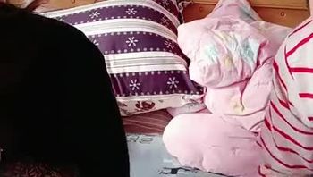 丈母娘疼女婿在家激情啪啪给狼友看，口交大鸡巴让小哥吃奶舔逼舔菊花无套爆操 - 私房ACG - sifangacg.com