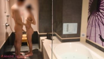 和我的娇小日本女友在浴缸里做爱-made_in_foxy - 私房ACG - sifacg.com