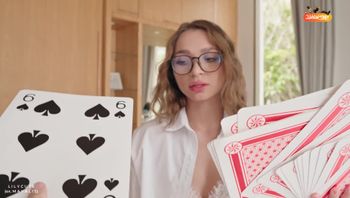 我妻子的姐姐为了这辆车放弃了每一个洞-lily cute - 私房ACG - sifacg.com