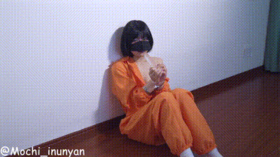 使用性爱机器惩罚监狱里的淫荡女孩（美式囚服、深喉、手铐、强迫高潮）-mochi_inunyan 动图预览 - 私房ACG - sifacg.com