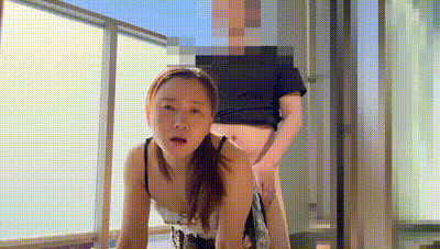 ドM妻がベランダであえぎ声を我慢しながらSEX　ラストは顔にたっぷり精子かけます-hikarun1224 动图预览 - 私房ACG - sifacg.com