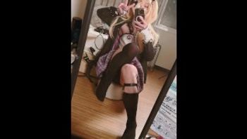 可爱的伪娘Cosplay原神菲谢尔，在镜子前玩弄他的大老二-aroma - 私房ACG - sifacg.com