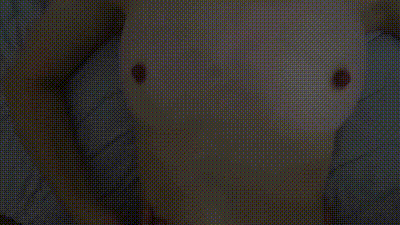 破洞牛仔裤的正常位性爱.. 自己抚摸胸部的可爱她值得关注♡穿着衣服做爱的男友视角主观镜头❤︎／日本素人-aoimaria117 动图预览 - 私房ACG - sifacg.com