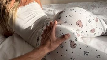[视角]Bubble Butt Step Sister 有一个漂亮的胖猫嘴唇，可以完美地抓住我的粗鸡巴 4K-amateurpurr - 私房ACG - sifacg.com