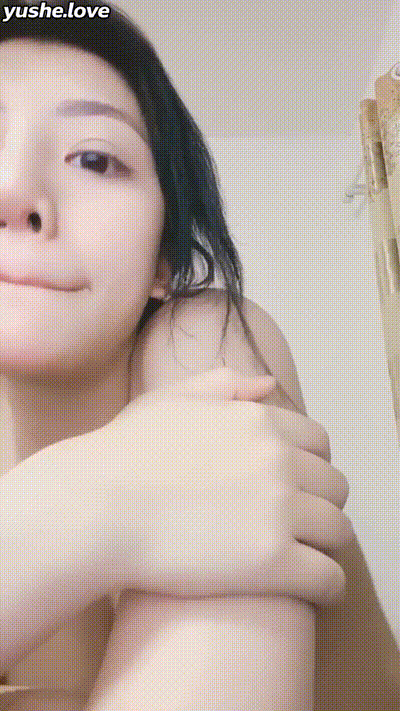 【甩奶舞】大白奶吊钟乳主播深度诱惑 动图预览 - 私房ACG - sifacg.com