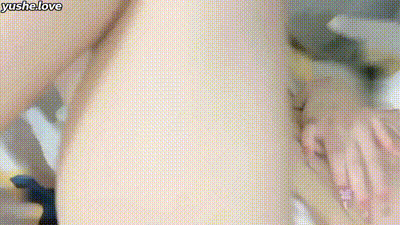 极品高颜值眼镜欲女妩媚动人 动图预览 - 私房ACG - sifacg.com