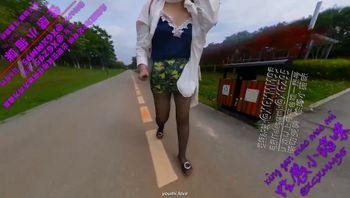 【户外】老婆邀请陌生人看她的裙底-xgxmm95 - 私房ACG - sifacg.com