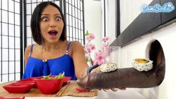 大奶女同性恋徐娘半老 Sushi Glory Hole 体验 - BBC 口活和Cute的亚洲少女-lulu chu - 私房ACG - sifacg.com